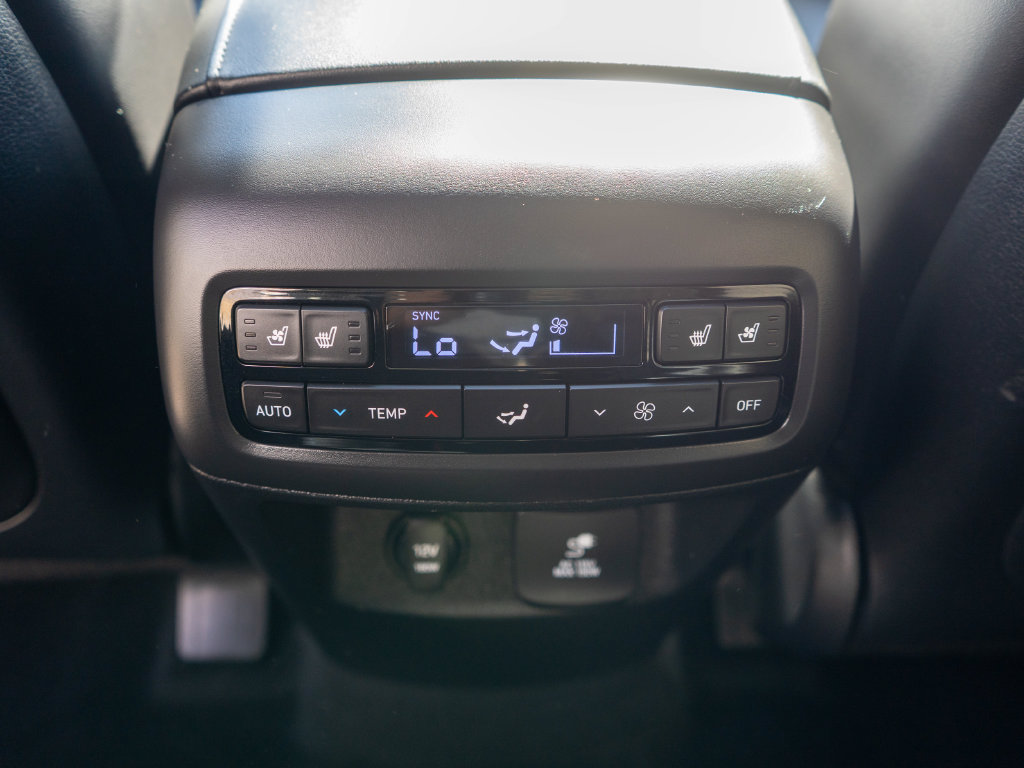 Used 2021 Hyundai Palisade Limited AWD/4WD image 15