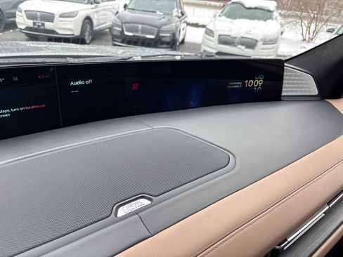 New 2025 Lincoln Navigator L Black Label image 20