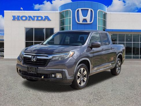 Used 2017 Honda Ridgeline RTL-T image 4