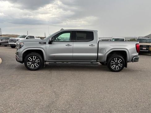 Used 2023 GMC Sierra 1500 AT4 w/ Technology Package AWD/4WD image 2