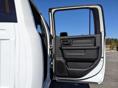New 2026 RAM 5500 Tradesman w/ Chrome Appearance Group AWD/4WD image 47