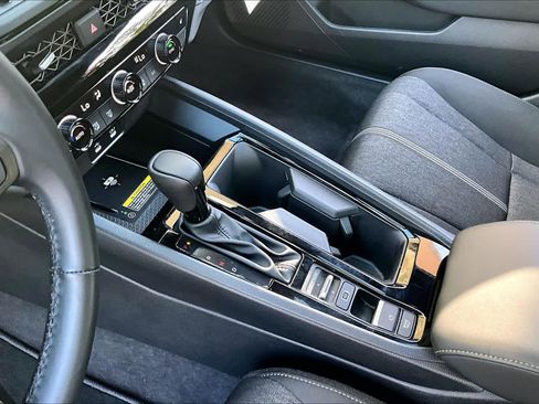 Certified 2025 Honda Accord Sport image 17