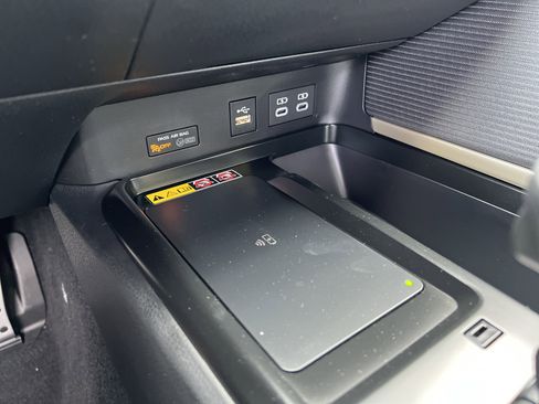 New 2026 Toyota Camry SE image 22