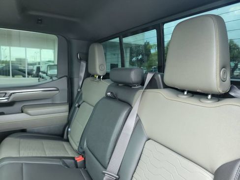 Used 2024 Chevrolet Silverado 1500 ZR2 w/ ZR2 Bison Edition AWD/4WD image 10