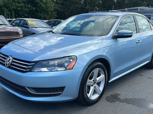 Used 2013 Volkswagen Passat 2.5 SE FWD image 5