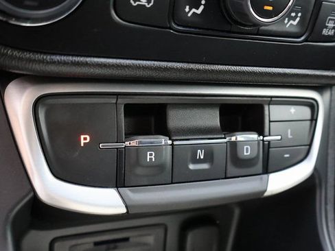 Certified 2024 GMC Terrain SLT AWD/4WD image 28