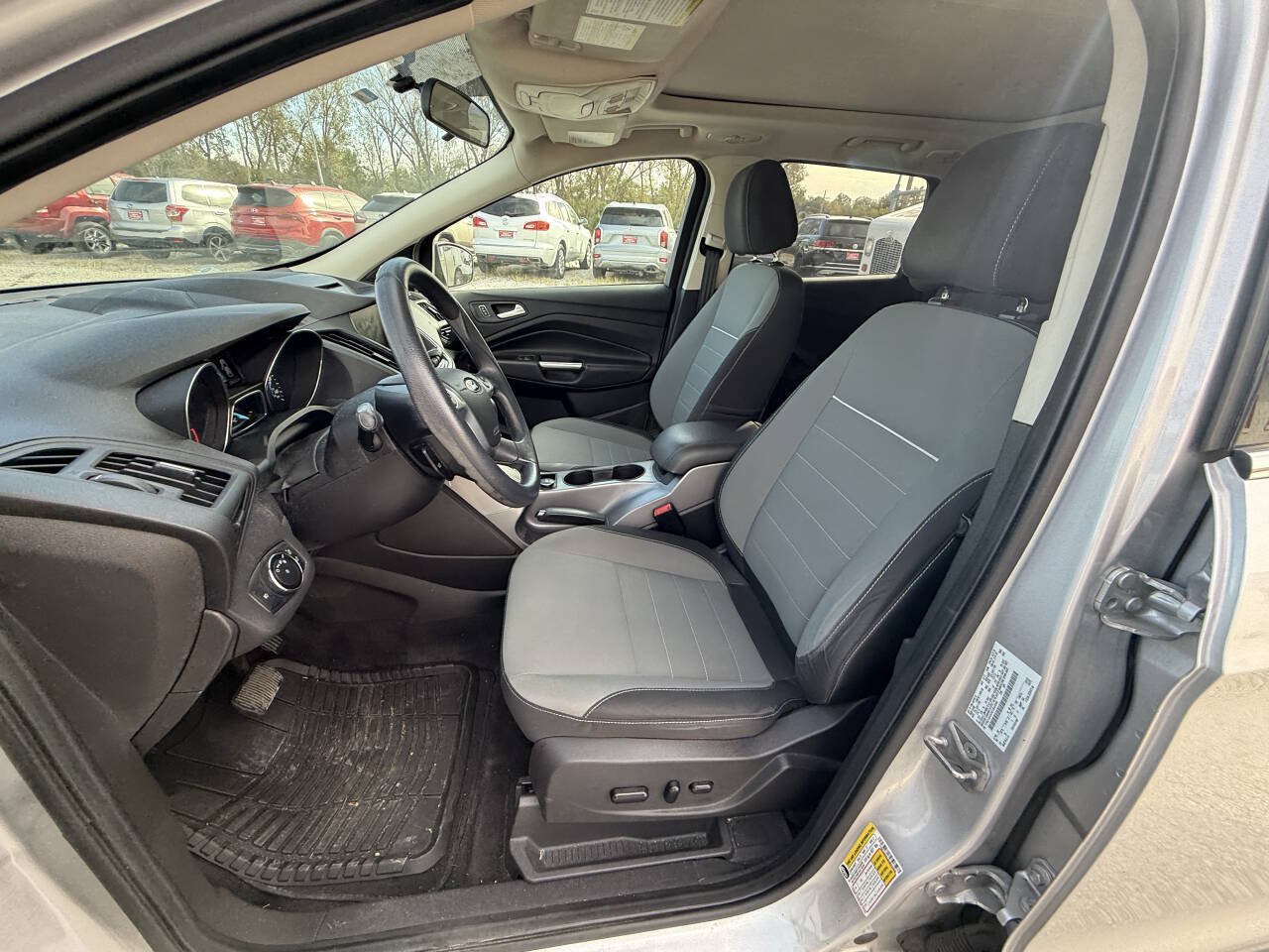 Used 2014 Ford Escape SE w/ Equipment Group 201A FWD image 23