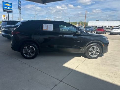 Used 2023 Chevrolet Blazer LT AWD/4WD image 5