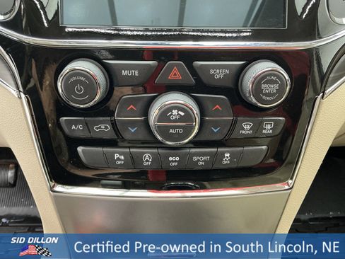 Used 2021 Jeep Grand Cherokee Limited image 12