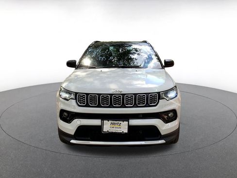 Used 2025 Jeep Compass Limited image 2