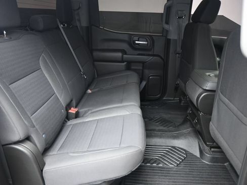Used 2022 Chevrolet Silverado 1500 Custom Trail Boss w/ LPO, Dark Essentials Package AWD/4WD image 11