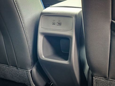 New 2026 Buick Envista Sport Touring image 36