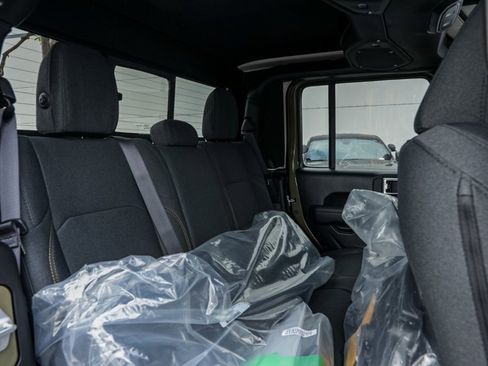 New 2026 Jeep Gladiator Sport image 19