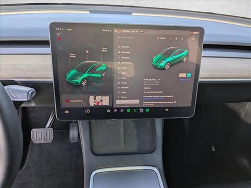 Used 2023 Tesla Model Y Long Range AWD/4WD image 12