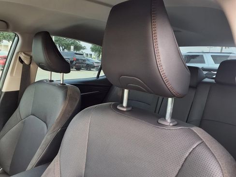 Used 2025 Toyota Camry XLE FWD image 17
