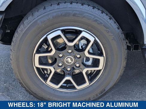Certified 2025 Ford Bronco Outer Banks AWD/4WD image 9