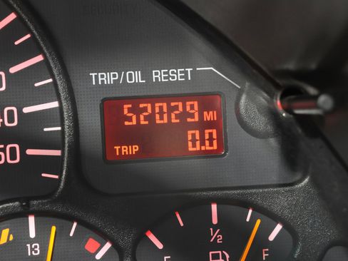 Used 2000 Pontiac Firebird Formula RWD image 2
