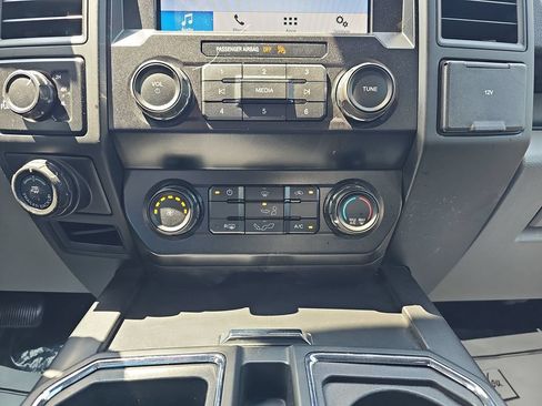 Used 2019 Ford F150 XL w/ Equipment Group 101A Mid AWD/4WD image 23