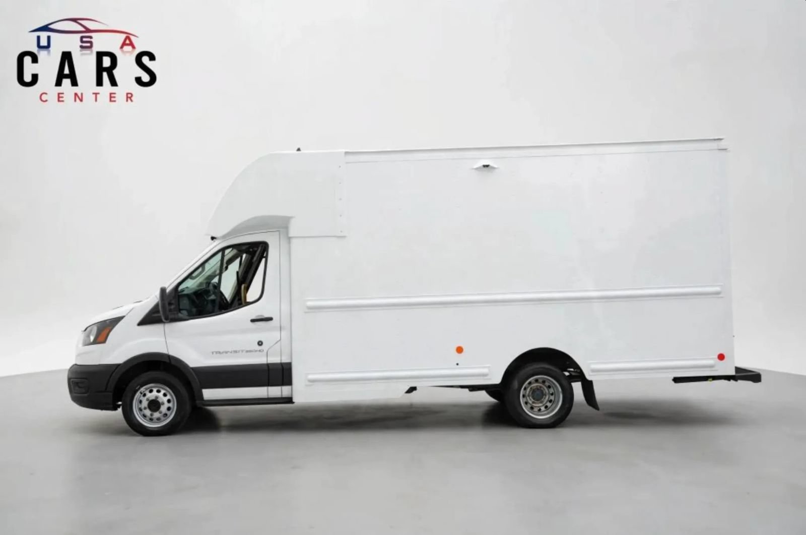 Used 2021 Ford Transit 350 DRW RWD image 2