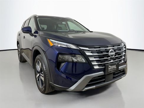 Used 2026 Nissan Rogue SL AWD/4WD image 1