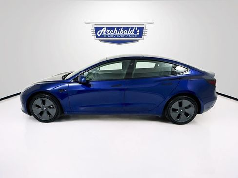 Used 2022 Tesla Model 3 Long Range AWD/4WD image 4