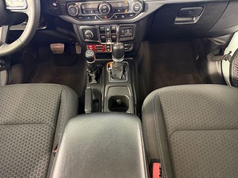 Certified 2024 Jeep Wrangler Unlimited Rubicon 4xe w/ Safety Group AWD/4WD image 14