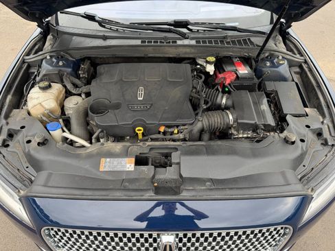 Used 2018 Lincoln Continental Reserve w/ Technology Package AWD/4WD image 23