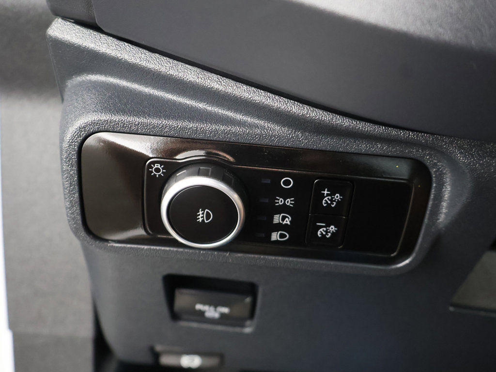 Used 2025 Ford Bronco Badlands AWD/4WD image 32