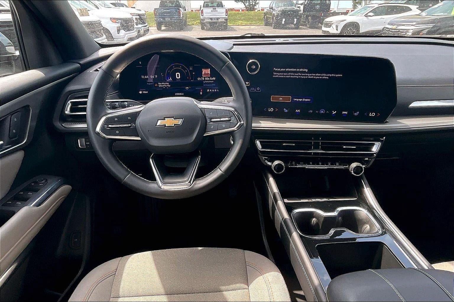 Used 2026 Chevrolet Traverse LT w/ Driver Confidence Package FWD image 16