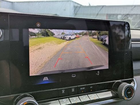 Used 2024 Chevrolet Colorado W/T RWD image 20