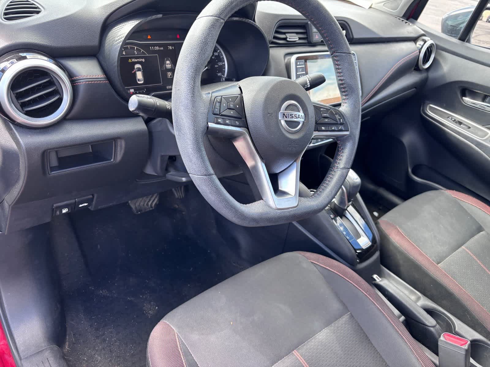 Used 2020 Nissan Versa SR w/ Convenience Package FWD image 14
