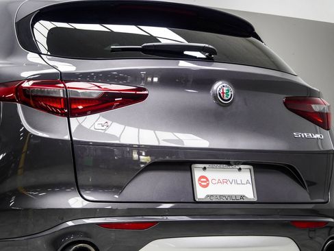 Used 2023 Alfa Romeo Stelvio Ti Lusso w/ Quick Order Package 22X Lusso AWD/4WD image 14