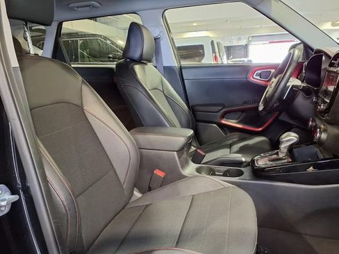 Used 2020 Kia Soul GT-Line Turbo FWD image 27