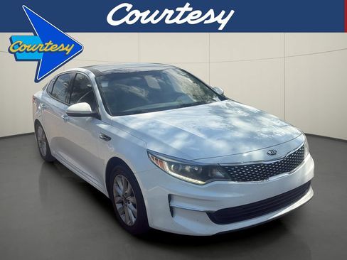 Used 2018 Kia Optima EX w/ Premium Package FWD image 1