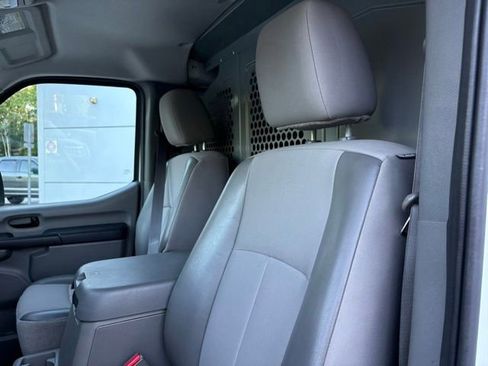 Used 2018 Nissan NV 2500 SV w/ Navigation Package RWD image 12