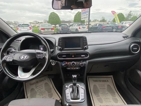 Used 2021 Hyundai Kona SEL FWD image 9