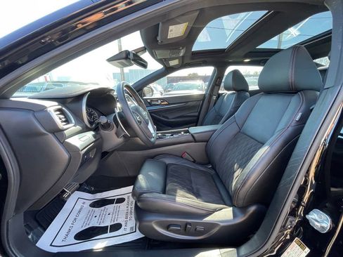 Used 2023 Nissan Maxima SR w/ Sport Mat Group image 18