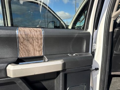 Used 2017 Ford F350 Lariat w/ Lariat Ultimate Package image 28