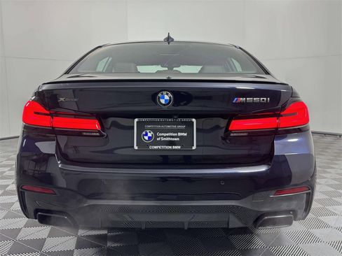 Used 2023 BMW M550i xDrive w/ Executive Package image 9