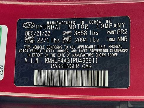 Used 2023 Hyundai Elantra Limited w/ Cargo Package image 32