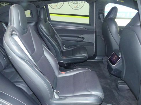 Used 2022 Tesla Model X Plaid image 22