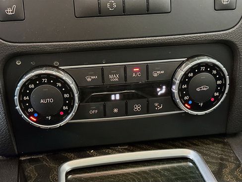 Used 2015 Mercedes-Benz GLK 250 BlueTEC 4MATIC image 23