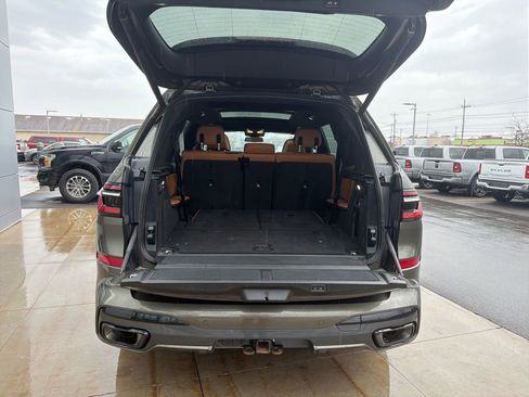 Used 2023 BMW X7 xDrive40i w/ M Sport Package image 14