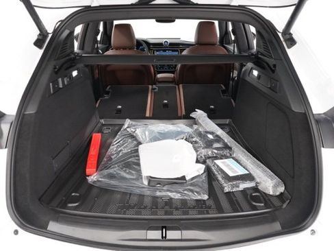 New 2025 Maserati Grecale Modena image 31