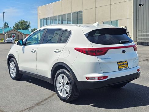 Used 2017 Kia Sportage LX w/ LX Popular Package AWD/4WD image 4
