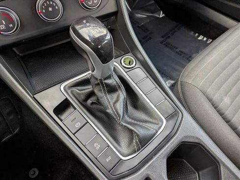 Used 2024 Volkswagen Jetta S image 12