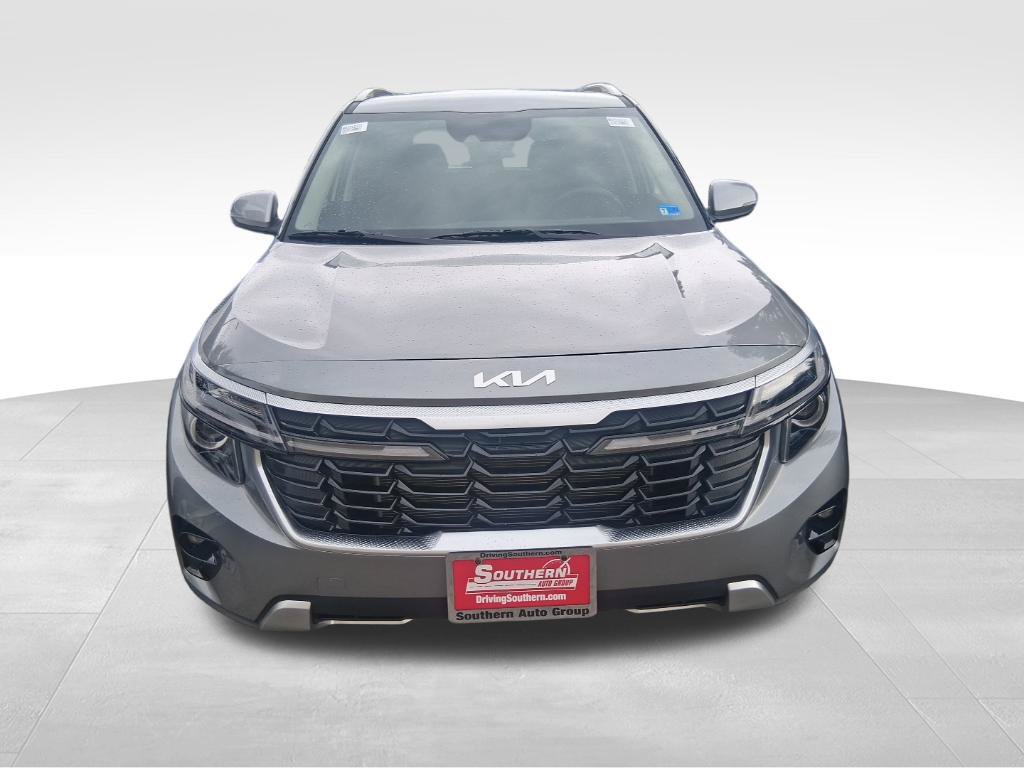 Certified 2026 Kia Seltos S AWD/4WD image 2