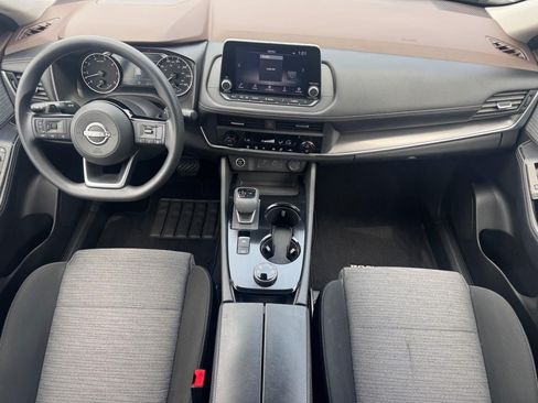 Used 2023 Nissan Rogue SV AWD/4WD image 12
