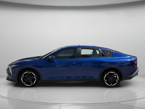 Used 2025 Kia K4 EX FWD image 5