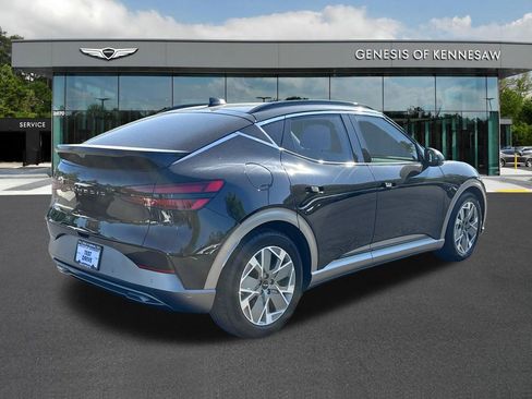 Used 2024 Genesis GV60 RWD image 7
